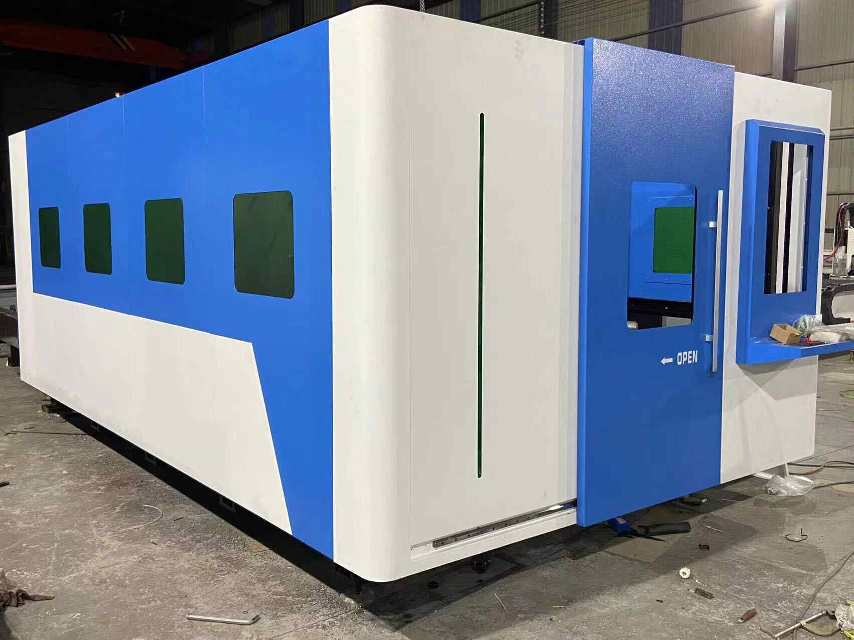 1530 Fiber Laser Cutting Machine para sa Iron Board Aluminum