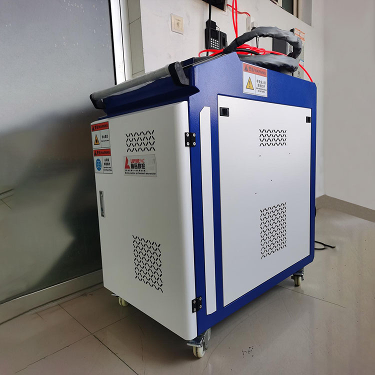 2000w Handheld Metal Laser Rust Remover Malaking Laser Cleaning Machine